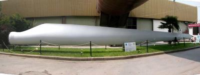 THE 19m "DAMPBLADE"